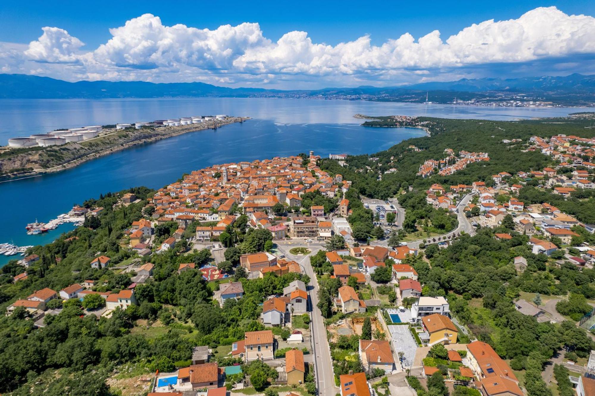 Appartments Adriatic Omišalj المظهر الخارجي الصورة