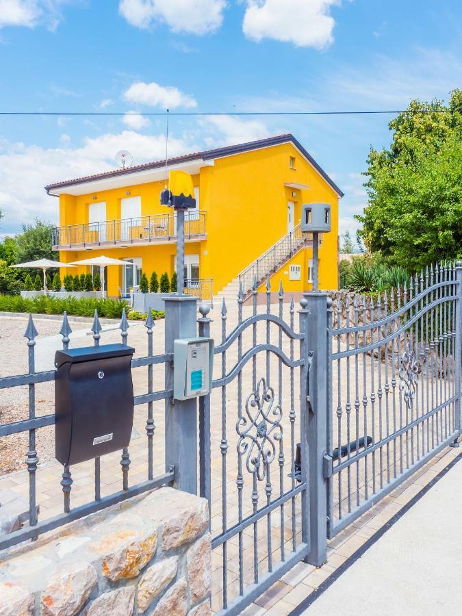 Appartments Adriatic Omišalj المظهر الخارجي الصورة
