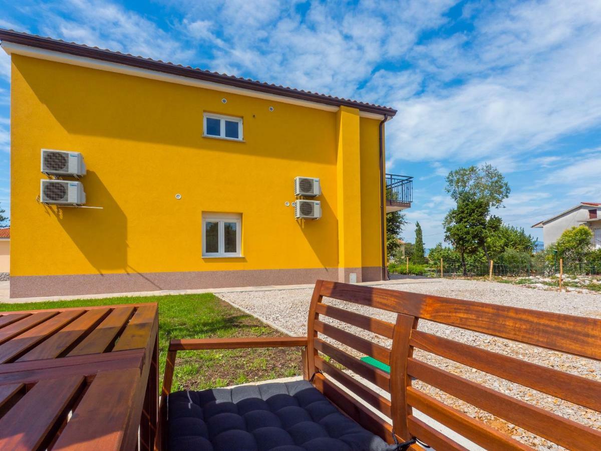 Appartments Adriatic Omišalj المظهر الخارجي الصورة
